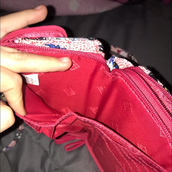 Vera Bradley bad (can be used many ways) - Picture 7 of 8